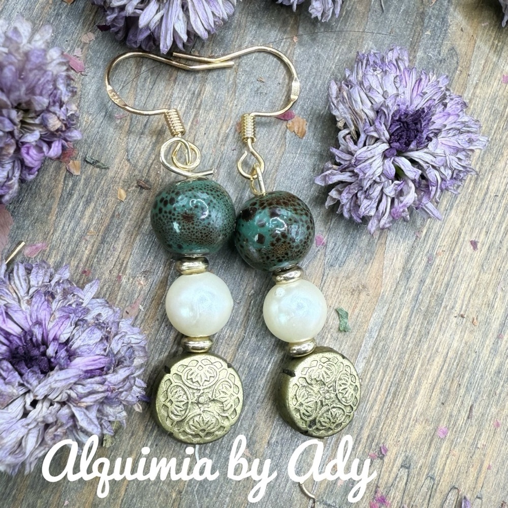 Alquimia green jasper and Gold Floral Earrings